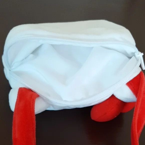 Hello Kitty Plush Crossbody Bag - Picture 5 of 7